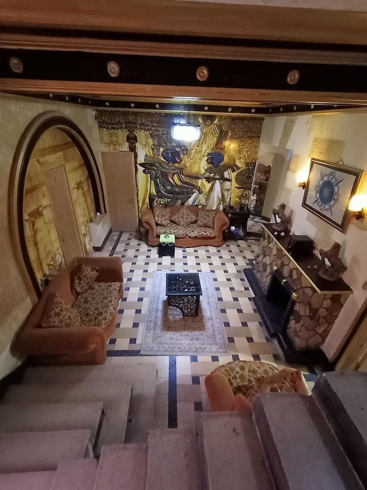 Hotel Isis 2*
